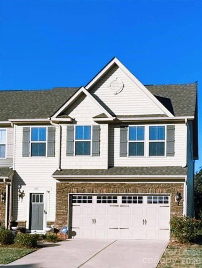 Building Photo - 706 Volta Dr NW