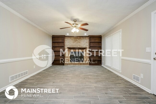 Photo - 130 Wilmington Ln