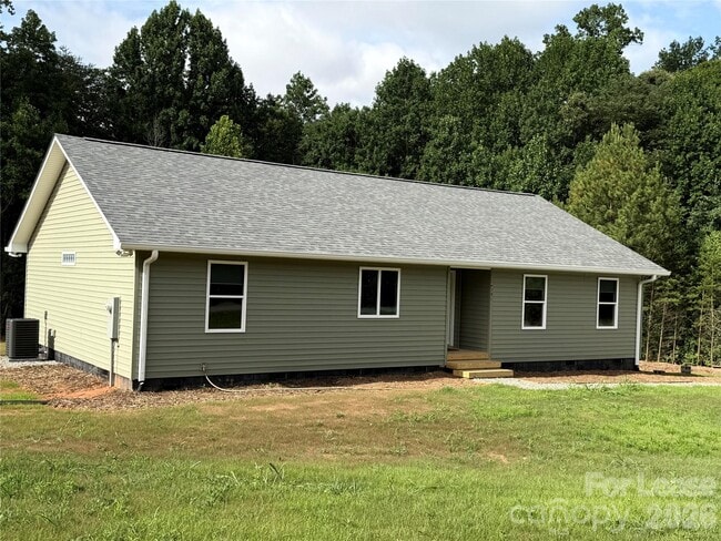 Photo - 6415 Little Mountain Rd