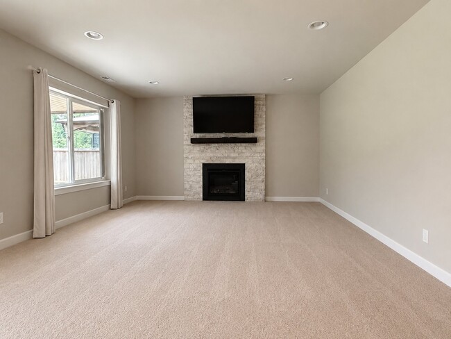 Photo - 12928 173rd Dr SE