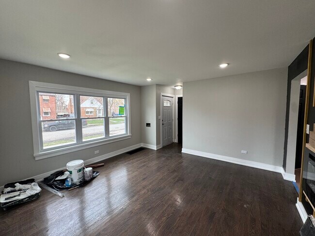 Photo - 14139 Manor Ave House