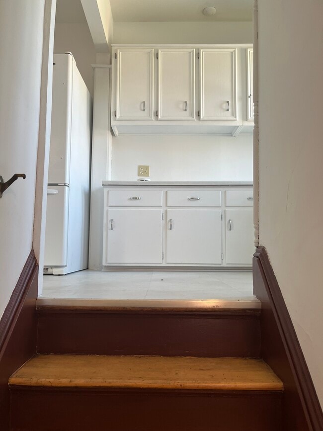 Building Photo - 3040 N Fratney St