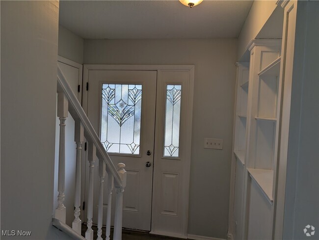 Building Photo - 1565 Chadwick Rd Rental