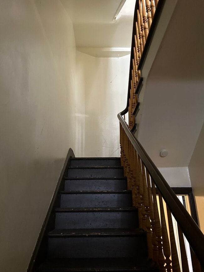 Photo - 475 W Market St Unit 475 W Market Street Apt 2