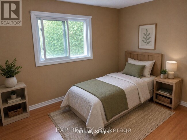 Photo - 71 Daniels Crescent