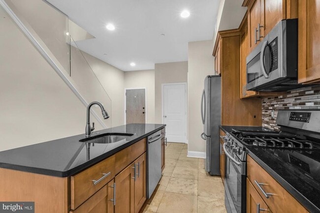 Photo - 2050 Frankford Ave Unit F