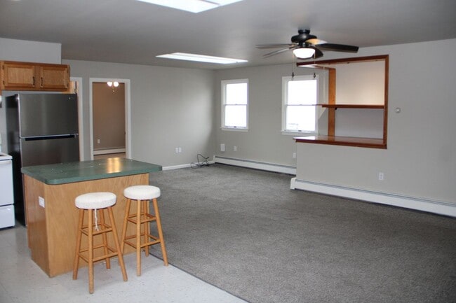 Photo - 130 N Mill St