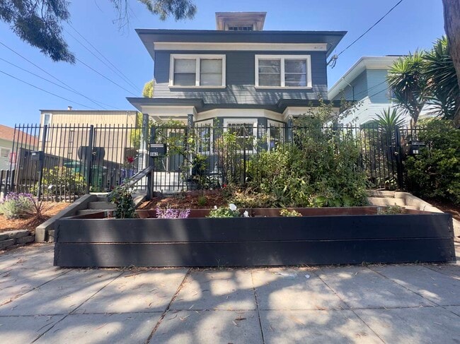 Photo - 862 37th St Unit 862