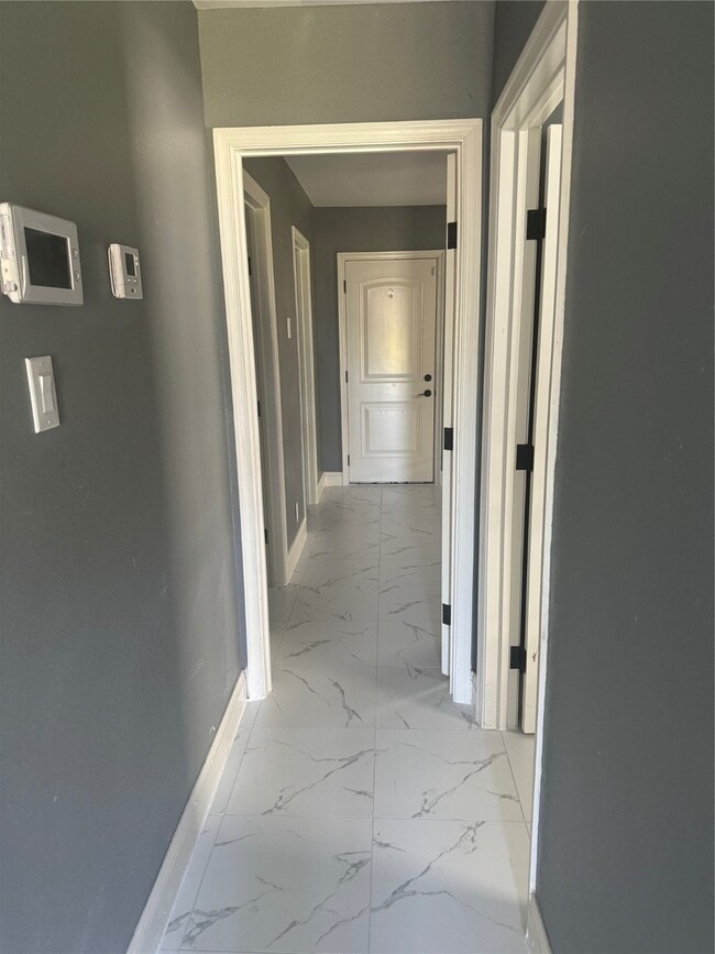 Photo - 1107 E 40th 1/2 St