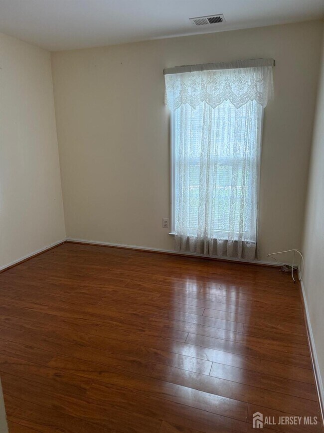 Photo - 161 Andover Pl