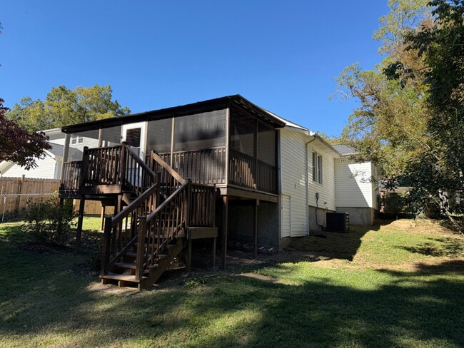 Photo - 409 W 6th Ave