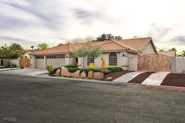 Building Photo - 7641 Descanso Ln Rental