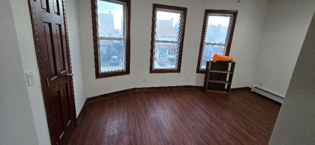 Photo - 400 E 7th St Unit 2fl