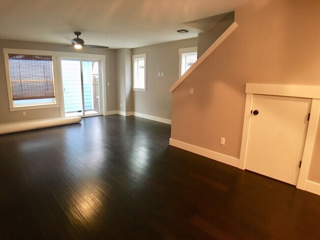 Photo - Spacious 3br/3.5ba House with Garage & AC in South Tabor Neighborhood