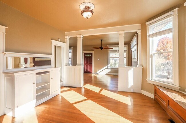 Photo - 2817 Kearney St