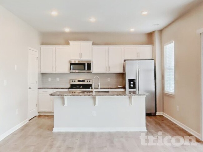 Photo - 134 Rivercamp St