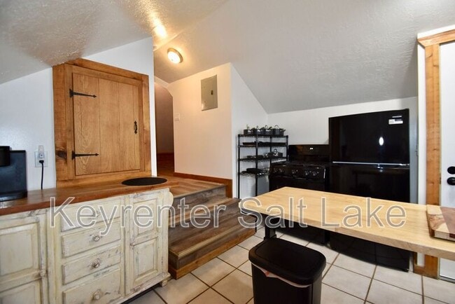 Photo - 1315 Washington Blvd Unit #2