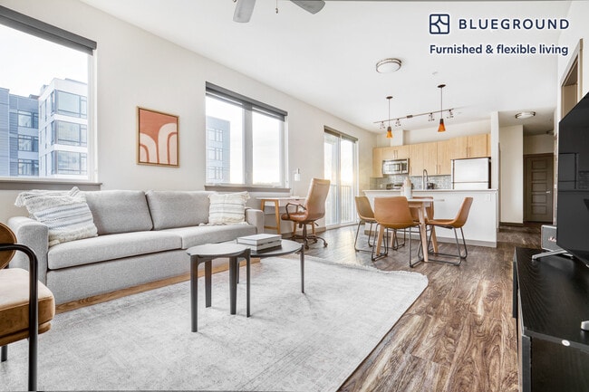 Photo - 2428 NW Market St Unidad FL3-ID271