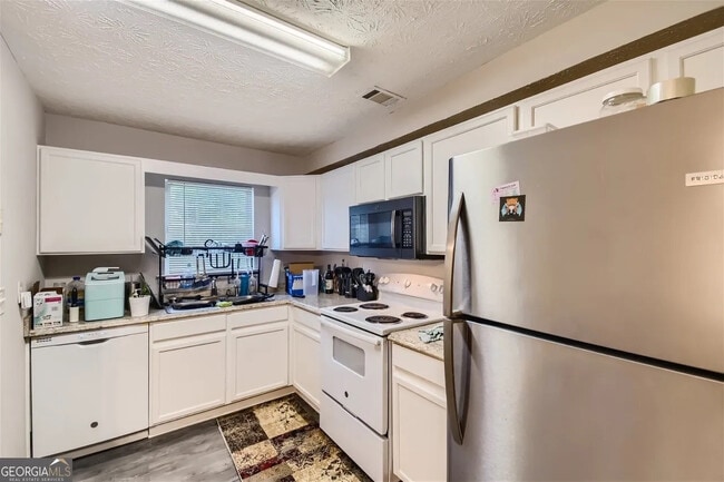 Building Photo - Room in Townhome on Wellington Chase Ct