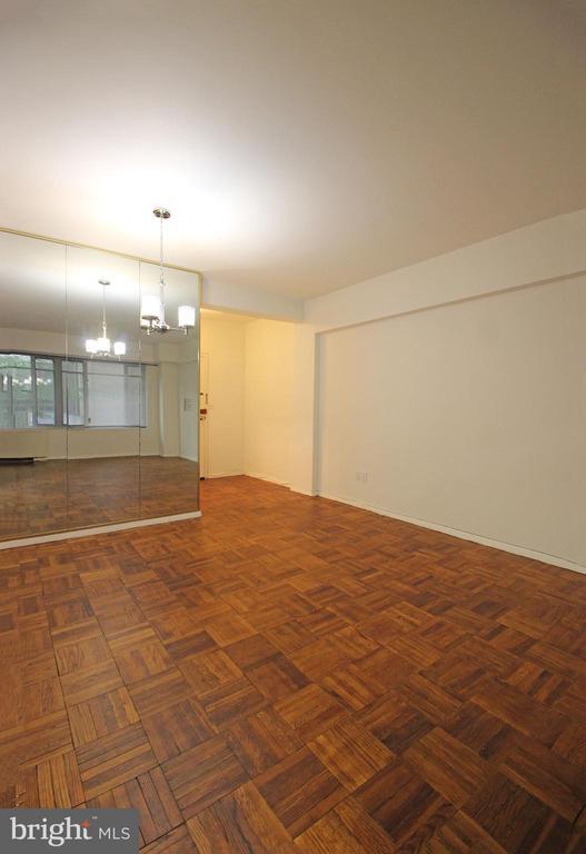 Photo - 1711 Massachusetts Ave NW Apartamento Unidad 212