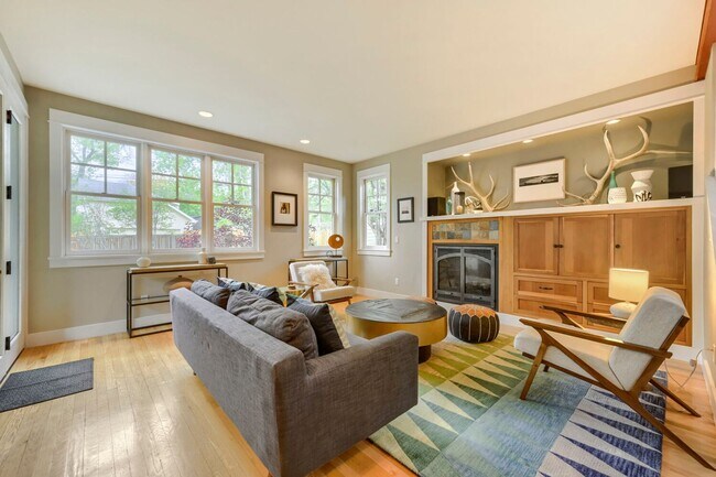 Photo - Elegant 4BR Retreat by Chautauqua & CU