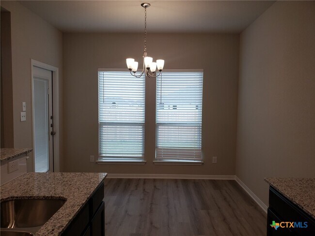 Photo - 4721 Highmont Dr