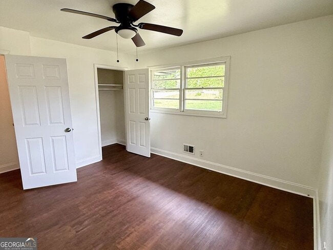 Photo - 1322 S Hicks Cir NW