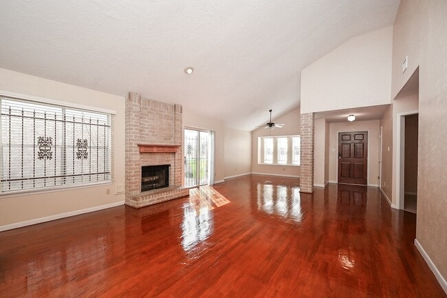 Photo - 7918 Chancel Dr