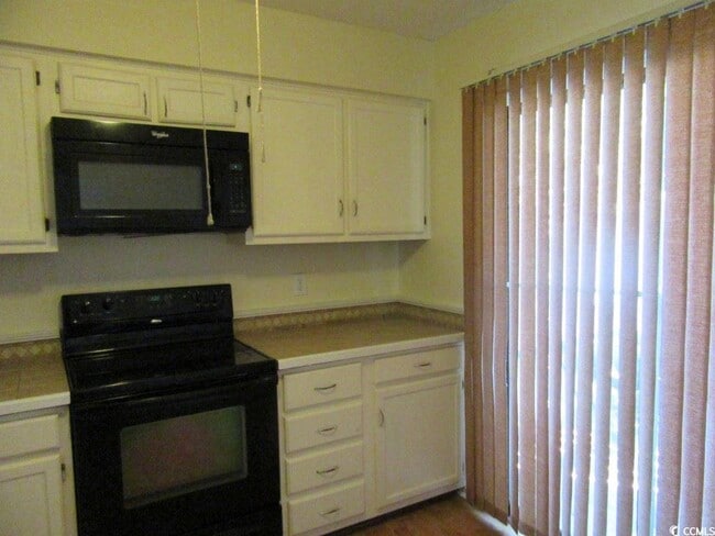 Building Photo - 1450 Turkey Ridge Rd Rental