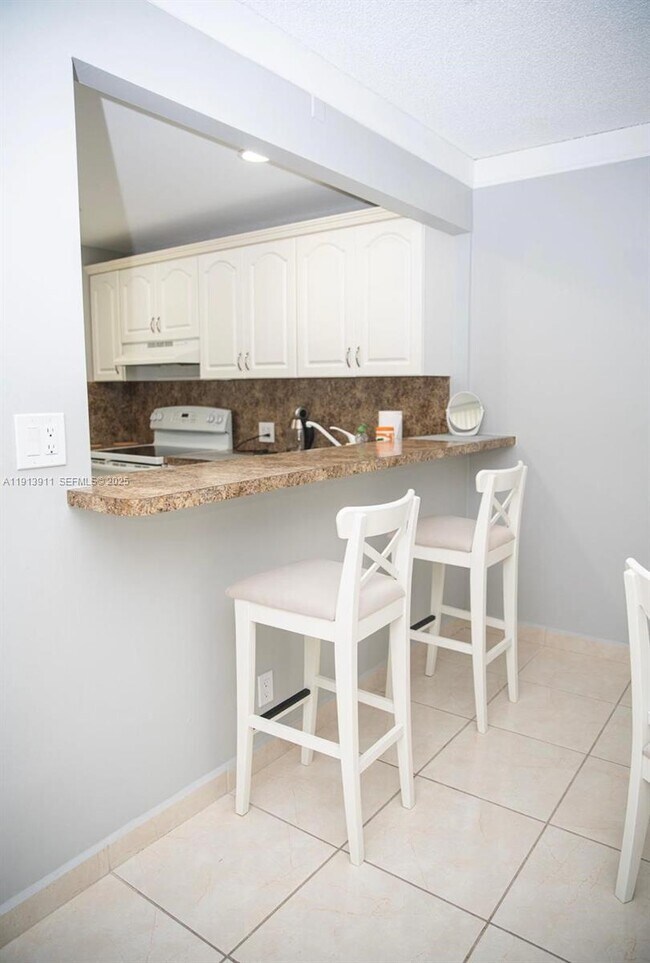 Photo - 3101 N Country Club Dr Unit 703