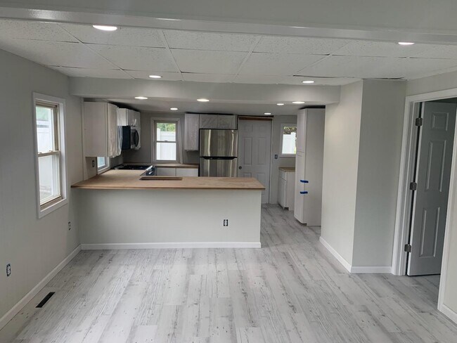 Open Living Room/Kitchen - 718 Buena Vista House