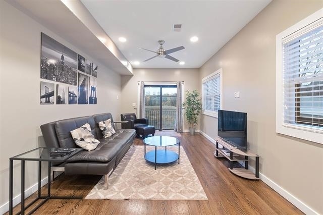 Photo - 48 W 18th St Unit 2