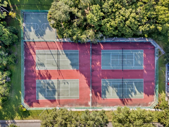 Photo - Carlton Arms of North Lakeland