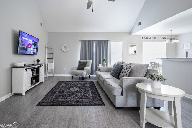 Photo - 11 Cobblestone Dr NW