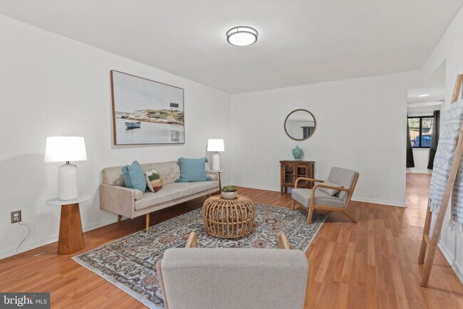 Photo - 6071 Majors Ln Unit 2