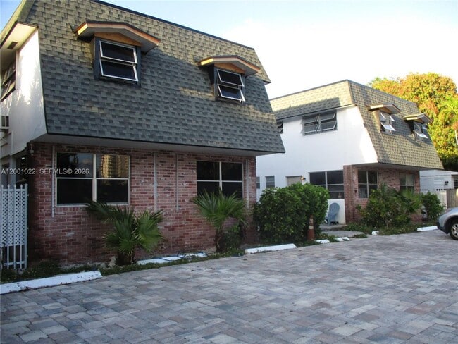 Building Photo - 1949 Taylor St