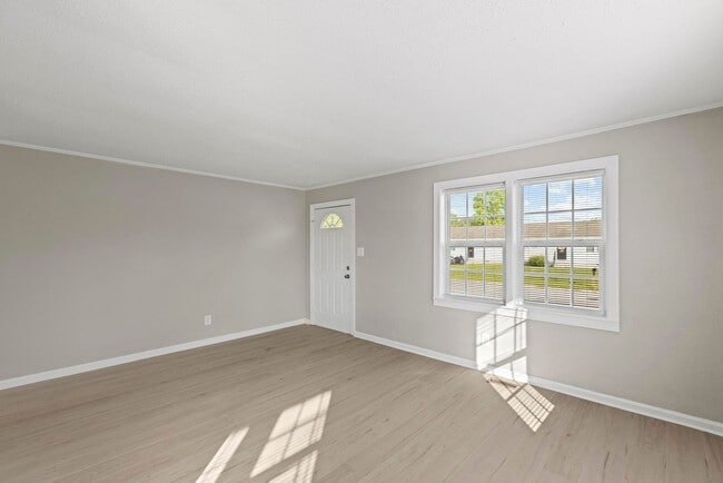 Photo - 337-339-339 Starling St