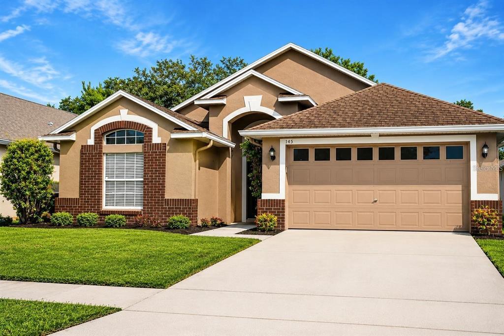 Photo - 145 Thornbury Dr