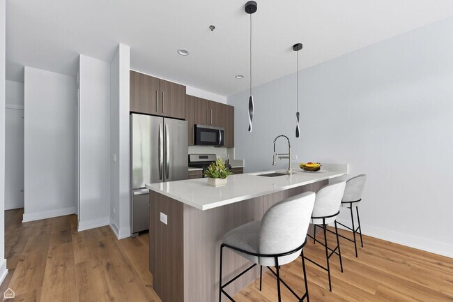 Photo - 2354 N Washtenaw Ave Unit 204