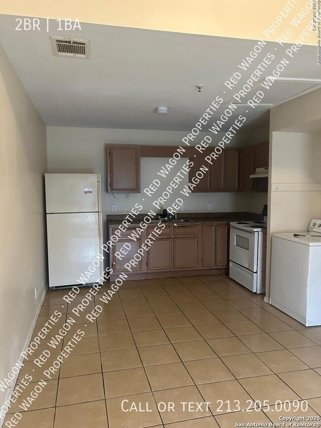 Photo - 7637 Windsor Oaks Unit 7637