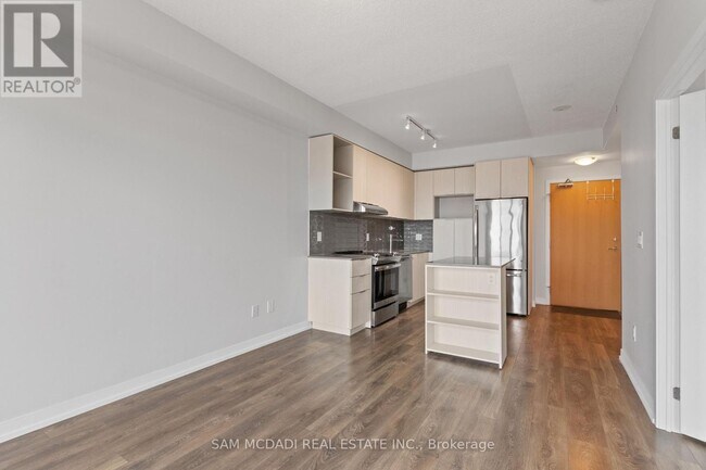 Photo - 2520 Eglinton Ave W Unité 1316