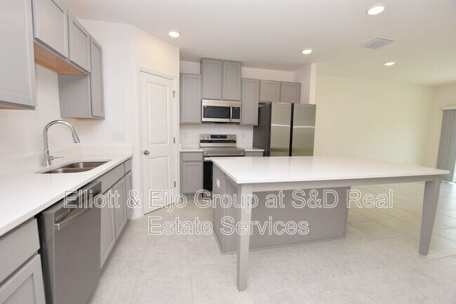 Photo - 3649 Majestic Dr