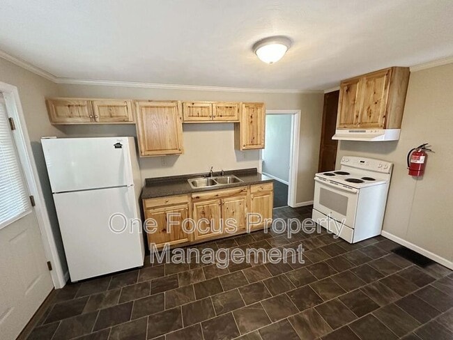 Building Photo - 25 Crane Alley Unit Rear 2