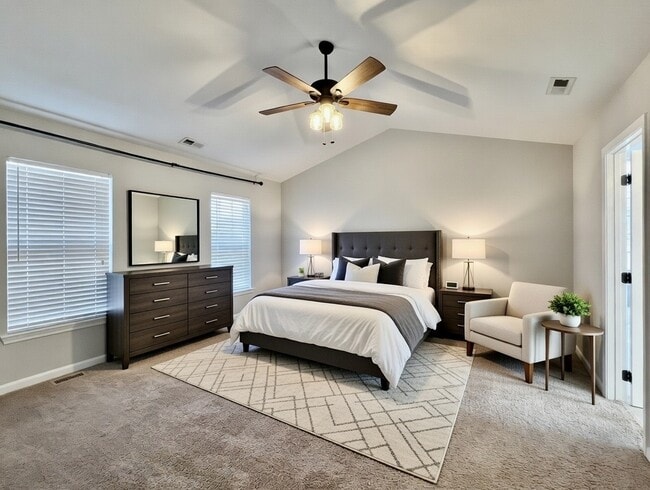 Photo - UPDATED, 4 Bedrooms!