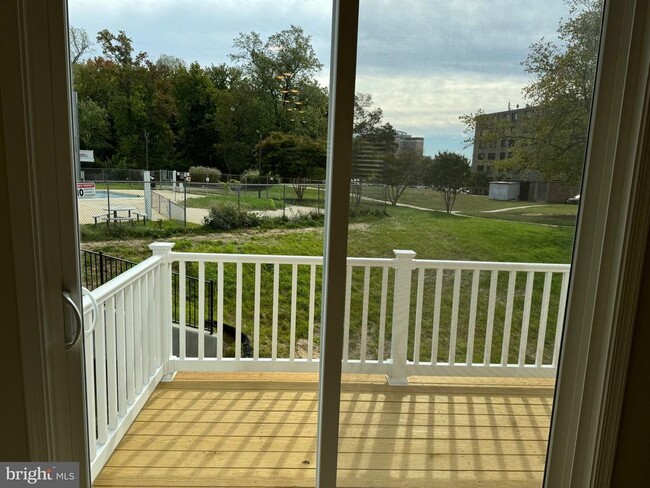 Photo - 6063 Soho Wy