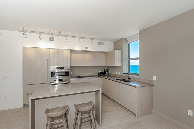Photo - 4010 S Ocean Dr Unidad ID1227531P