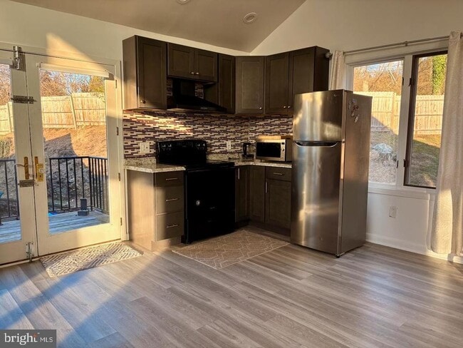 Photo - 215 Bryn Mawr Ave