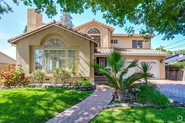 Building Photo - Gorgeous Willow Glen Two Story Home Availa...