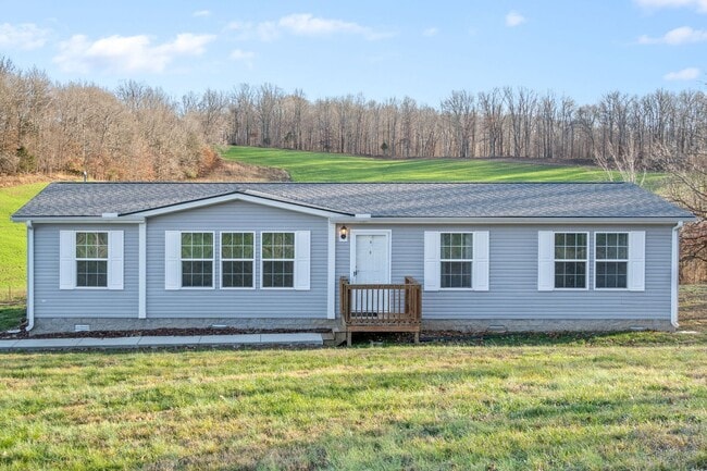 Photo - Pet Friendly Three Bedroom on Five Acres!
