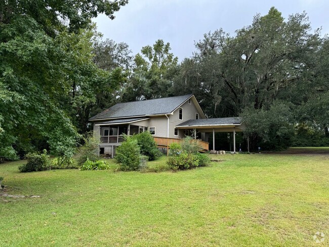 Building Photo - Complete Privacy at 3/2.5 House on 10 acre...